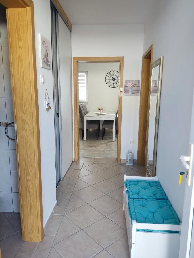 Apartmani Ima Рованьска Екстер'єр фото
